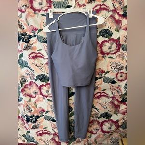 Powder Blue Old Navy Active Powersoft Sports Bra Top and Leggings Set